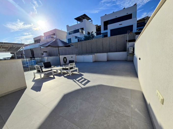 Image No.30-2 Bed Property for sale