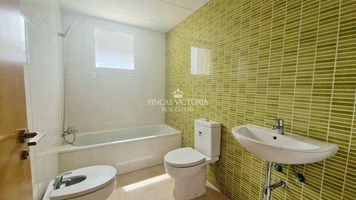 Image No.20-3 Bed Villa for sale