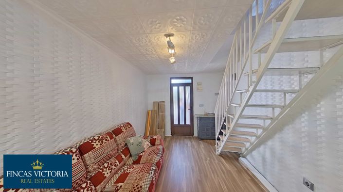 Image No.9-3 Bed Property for sale