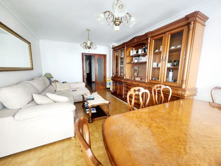 Image No.3-3 Bed Flat for sale