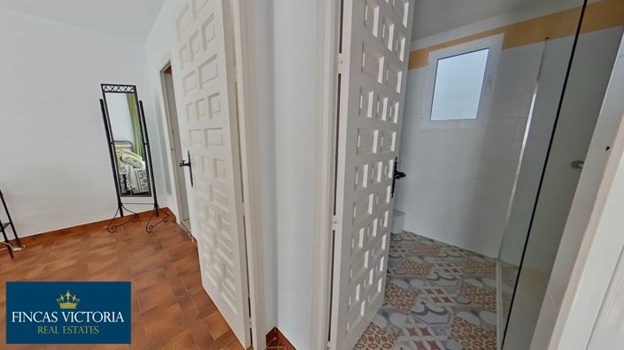 Image No.25-5 Bed Villa for sale