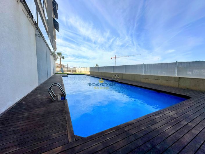 Image No.1-3 Bed Flat for sale