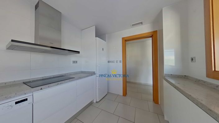 Image No.10-3 Bed Flat for sale