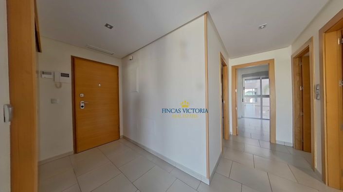 Image No.19-3 Bed Flat for sale