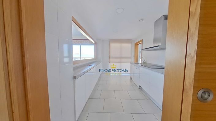 Image No.4-3 Bed Flat for sale