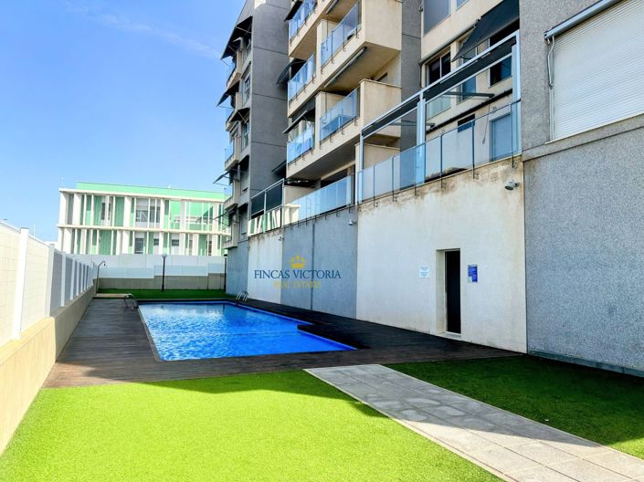 Image No.42-3 Bed Flat for sale