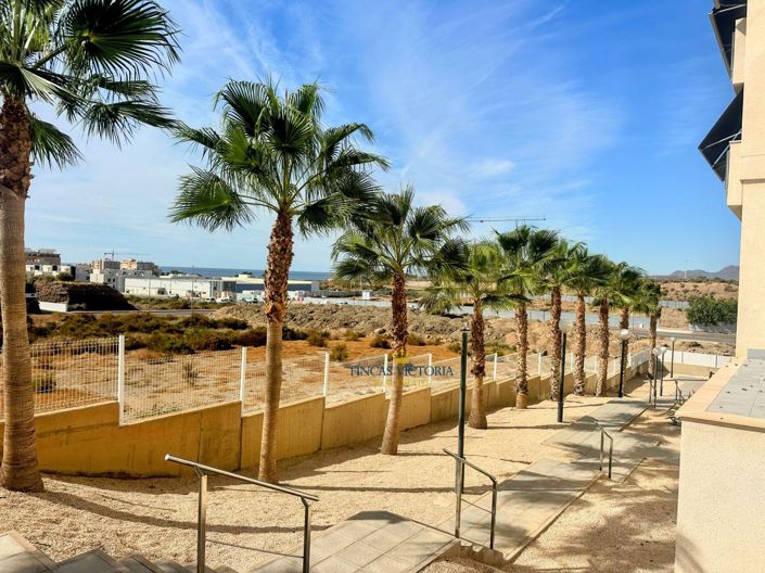 Image No.47-3 Bed Flat for sale