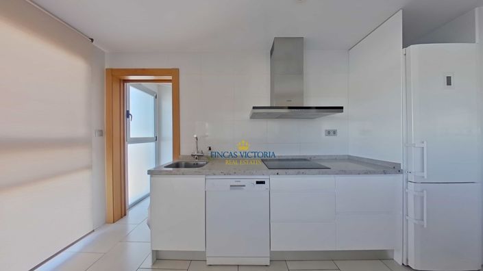 Image No.7-3 Bed Flat for sale