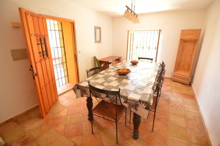 Image No.15-3 Bed Property for sale