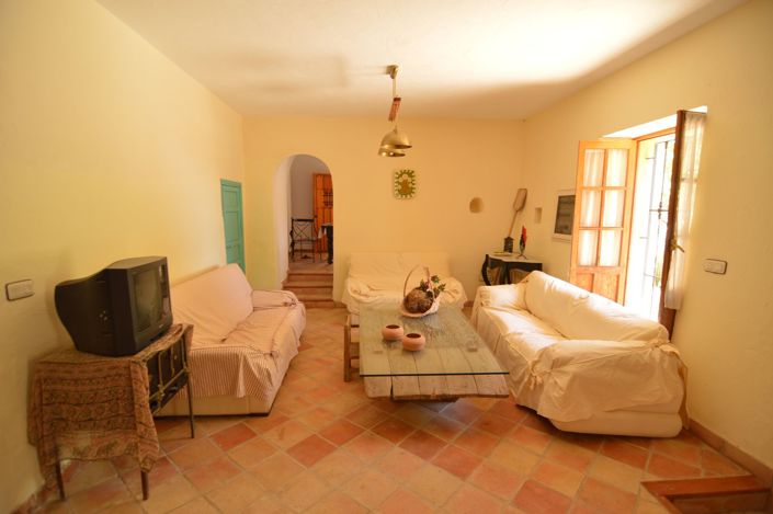 Image No.9-3 Bed Property for sale