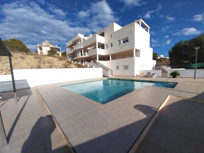 Image No.1-2 Bed Property for sale