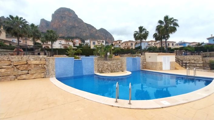 Image No.1-3 Bed Villa for sale