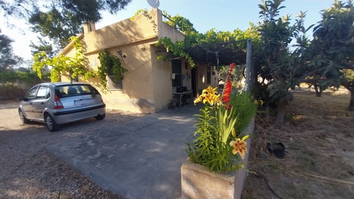 Image No.1-2 Bed Villa for sale
