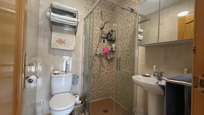 Image No.26-2 Bed Apartment for sale