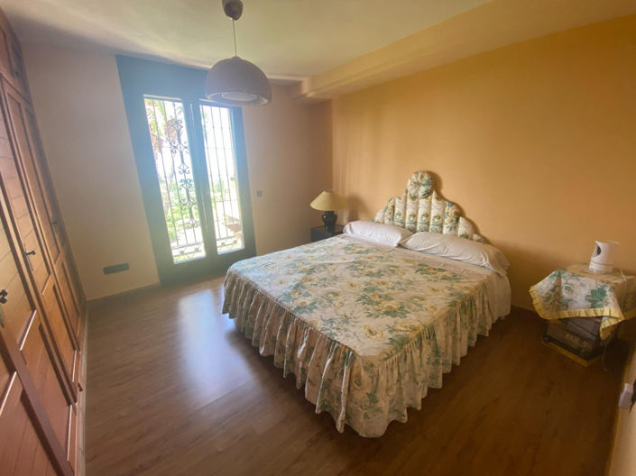 Image No.19-4 Bed Villa for sale