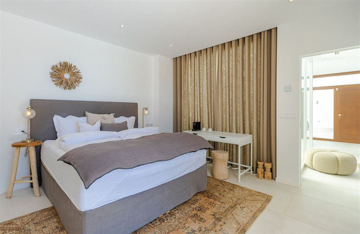 Image No.29-9 Bed Villa for sale