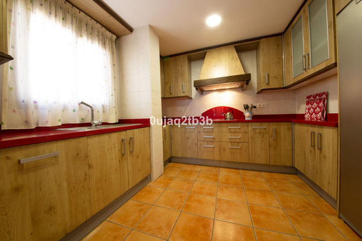 Image No.13-6 Bed Villa for sale