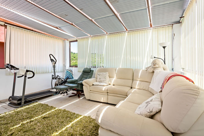 Image No.18-3 Bed Apartment for sale