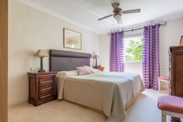 Image No.20-4 Bed Apartment for sale