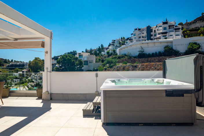 Image No.10-3 Bed Penthouse for sale