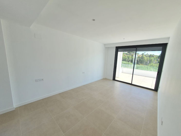 Image No.19-4 Bed Villa for sale