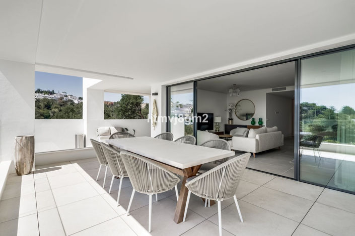 Image No.8-3 Bed Apartment for sale