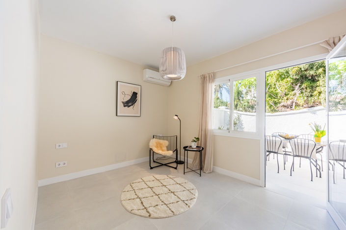 Image No.8-2 Bed Apartment for sale