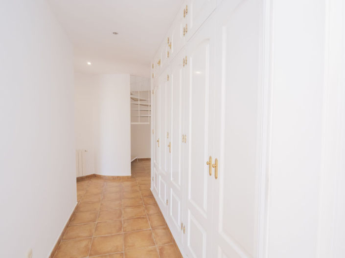 Image No.24-5 Bed Villa for sale