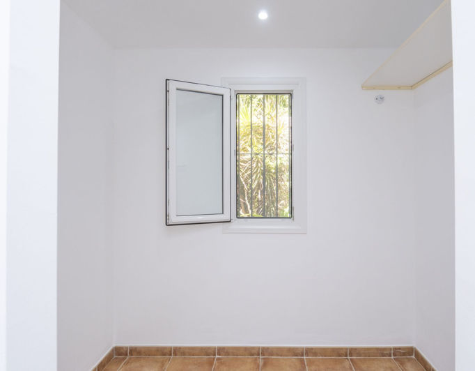 Image No.25-5 Bed Villa for sale