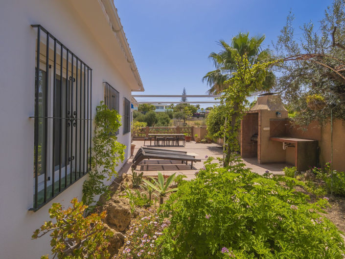 Image No.5-5 Bed Villa for sale