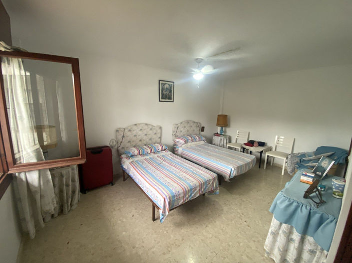 Image No.26-3 Bed Villa for sale