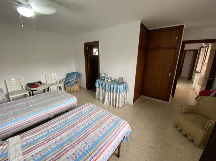 Image No.31-3 Bed Villa for sale