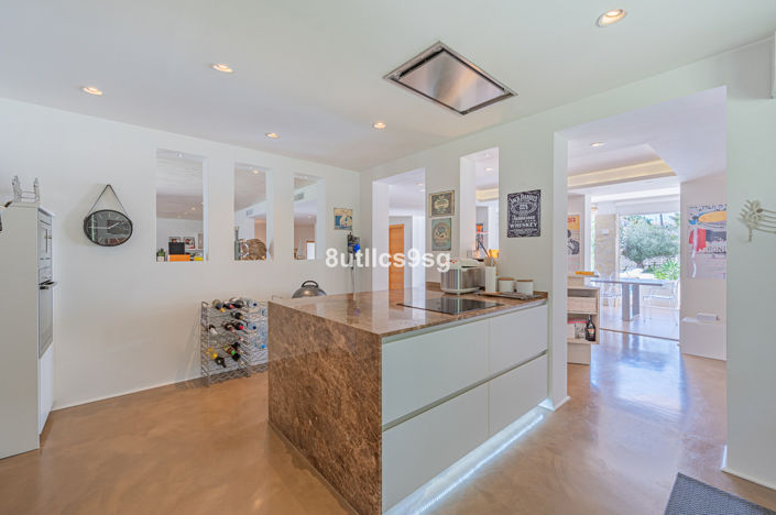 Image No.27-5 Bed Villa for sale