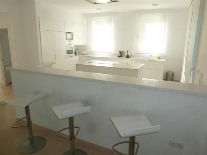 Image No.9-5 Bed Villa for sale