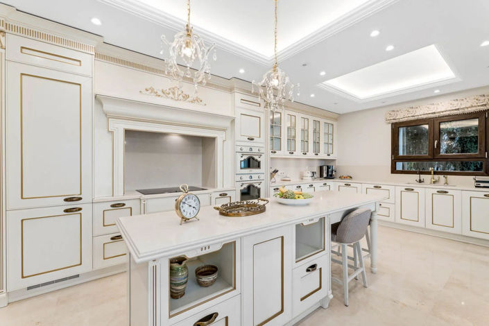 Image No.17-5 Bed Villa for sale