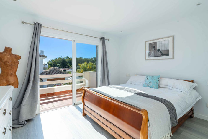 Image No.26-4 Bed Villa for sale