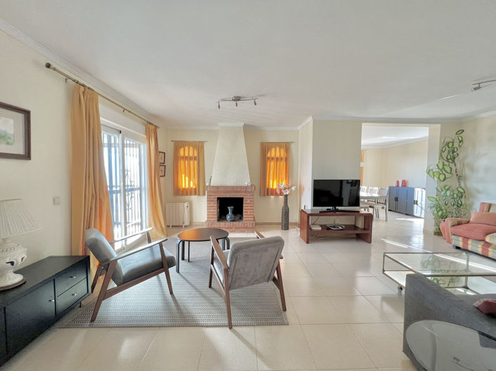 Image No.17-4 Bed Villa for sale