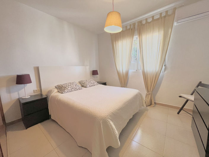 Image No.25-4 Bed Villa for sale