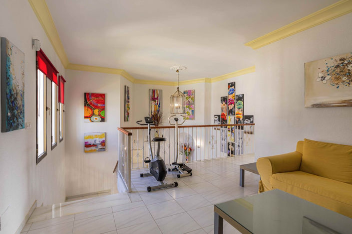 Image No.7-5 Bed Villa for sale