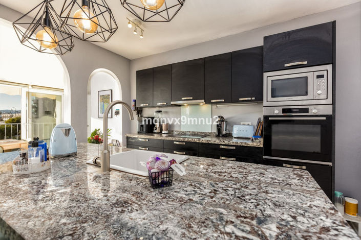 Image No.20-5 Bed Villa for sale