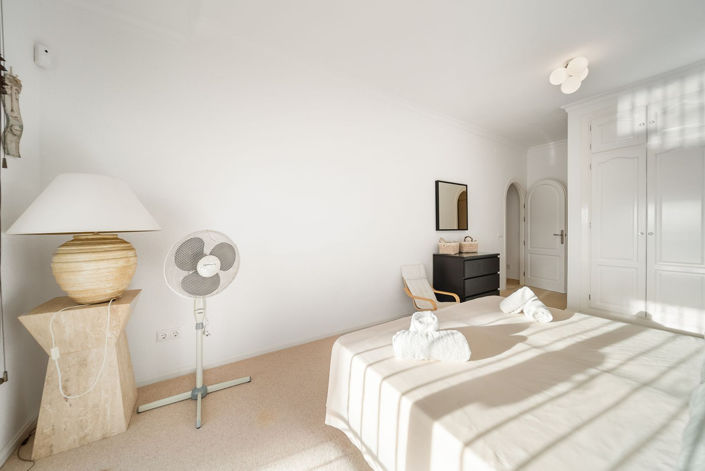 Image No.29-4 Bed Villa for sale