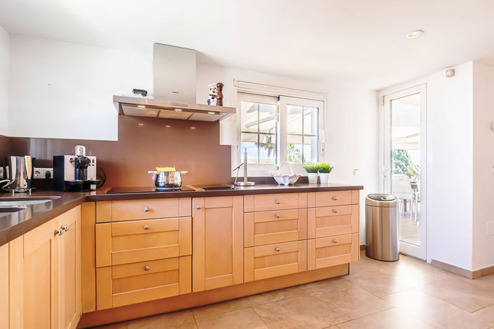 Image No.20-6 Bed Villa for sale