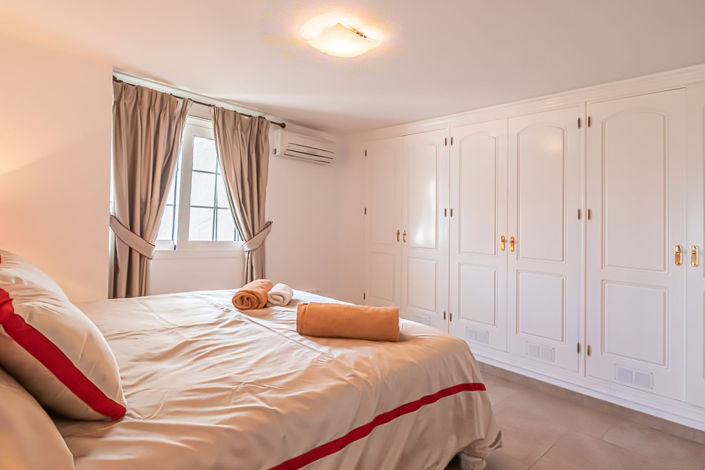 Image No.24-6 Bed Villa for sale