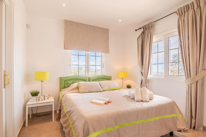 Image No.26-6 Bed Villa for sale