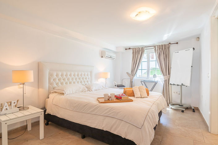 Image No.27-6 Bed Villa for sale