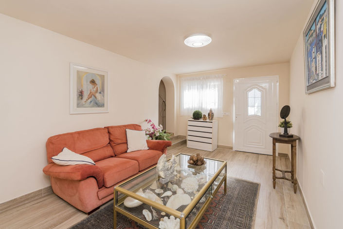 Image No.19-4 Bed Villa for sale