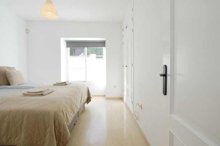 Image No.37-6 Bed Villa for sale