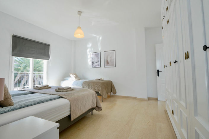 Image No.38-6 Bed Villa for sale