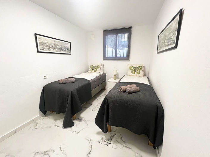 Image No.30-5 Bed Villa for sale