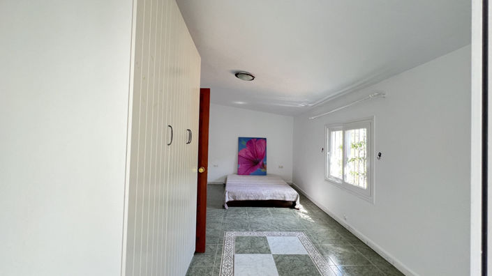 Image No.32-3 Bed Finca for sale